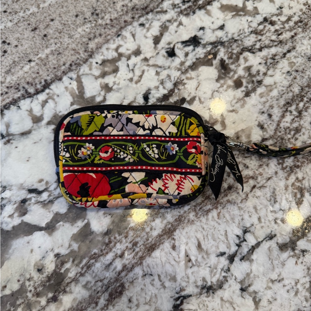 Vera Bradley Floral Wristlet Pouch ( Rare RETIRED 2010 Poppy Fields Pattern)